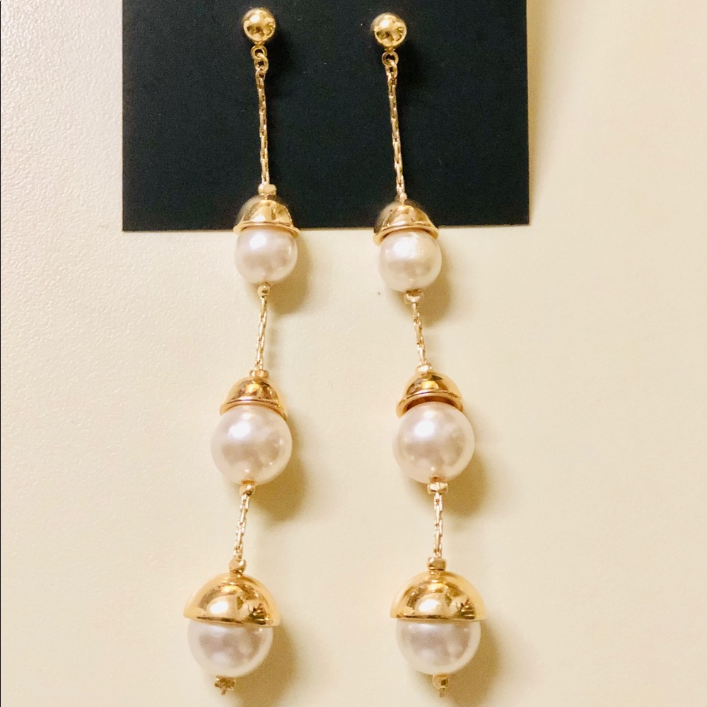 PEARL & GOLD EARRINGS